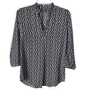 BLACK WHITE FLORAL VAN HEUSEN 3 4 SLEEVE V-NECK PULLOVER BLOUSE TOP COLL…